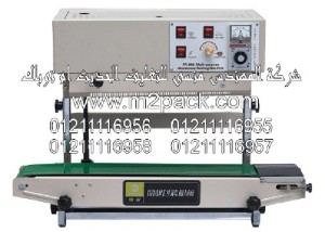 ماكينة لحام و تصنيع أكياس متعددة الطبقات راسية m2pack machine 303 300x214 2